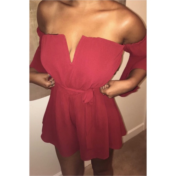 Luxxel Other - ❌SOLD❌NWOT Luxxel bell sleeve wine romper